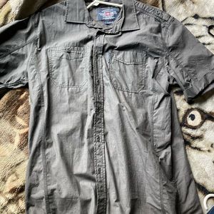 3for1 Button up shorts Ecko coastal and wrangler.